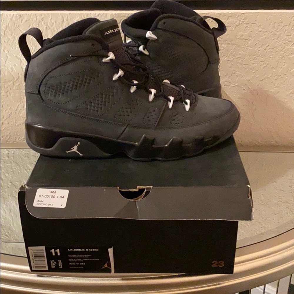 Men’s Sneakers